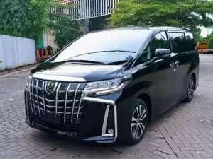 sewa mobil Toyota alphard harian bulanan 300 x 225 Semarang Jagoan Trans