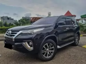 sewa mobil Toyota fortuner harian bulanan 300 x 225 Semarang Jagoan Trans